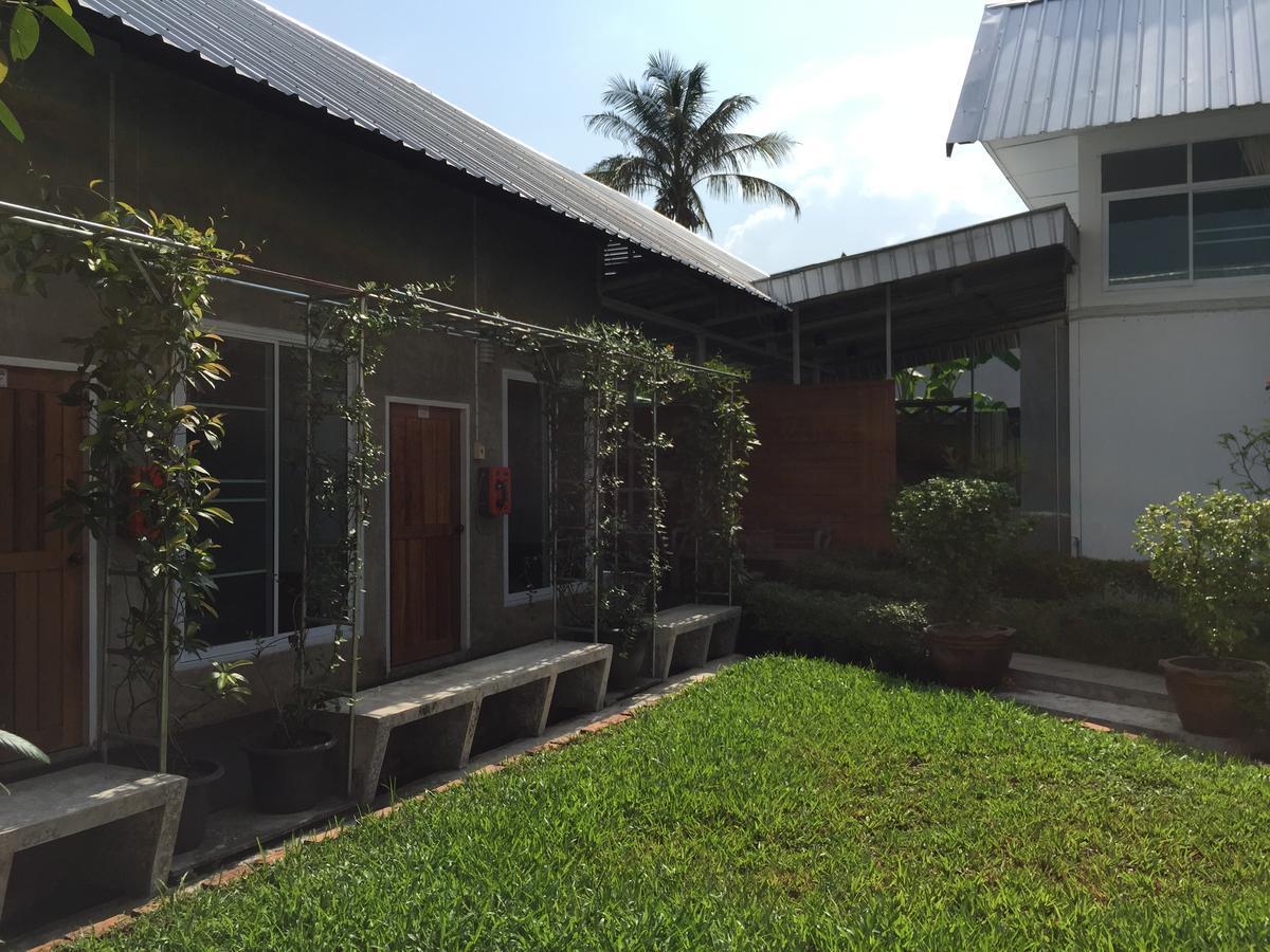 Zan Pla Nade Guesthouse Chiang Rai Zewnętrze zdjęcie