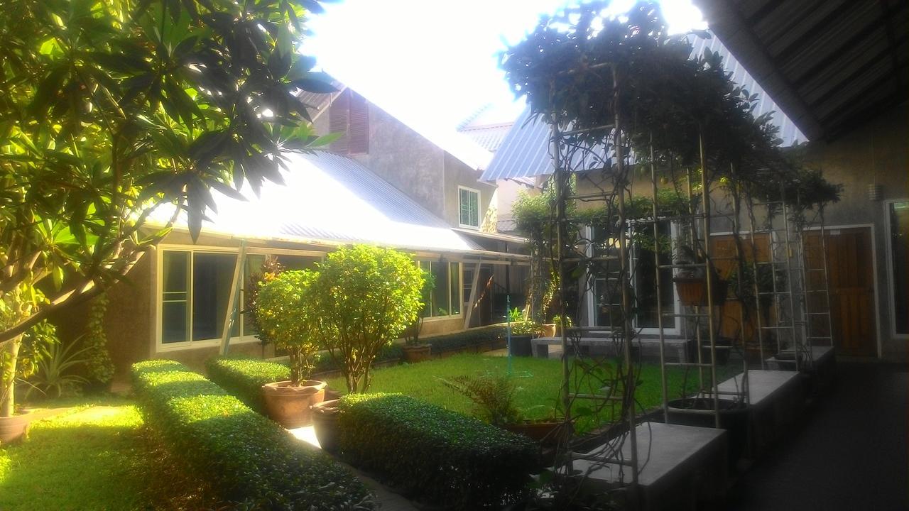 Zan Pla Nade Guesthouse Chiang Rai Zewnętrze zdjęcie